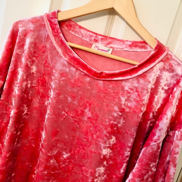 🌸NEW, Marvonie, Pink Velour Long Sleeve - Picture 1 of 4
